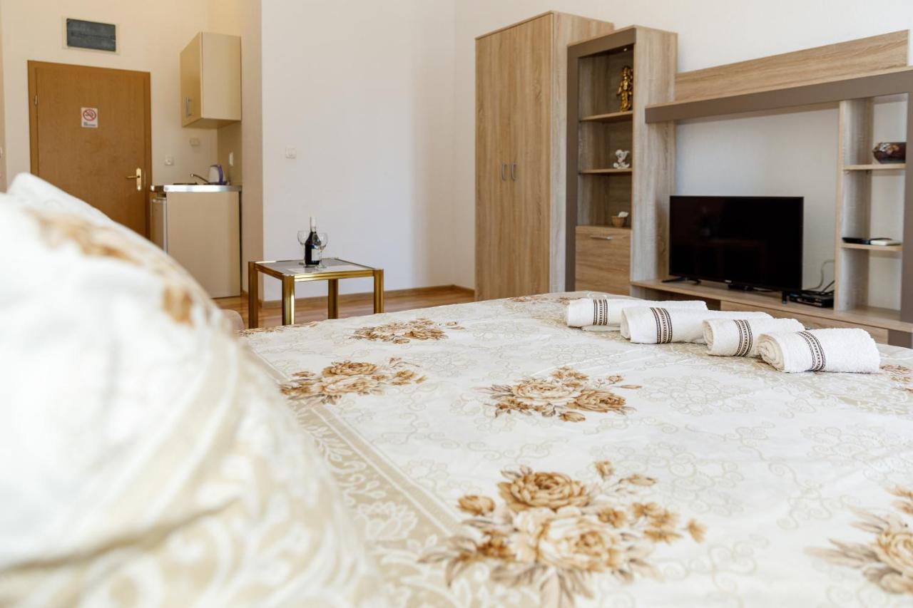 Vila Nikezic Sutomore Buitenkant foto
