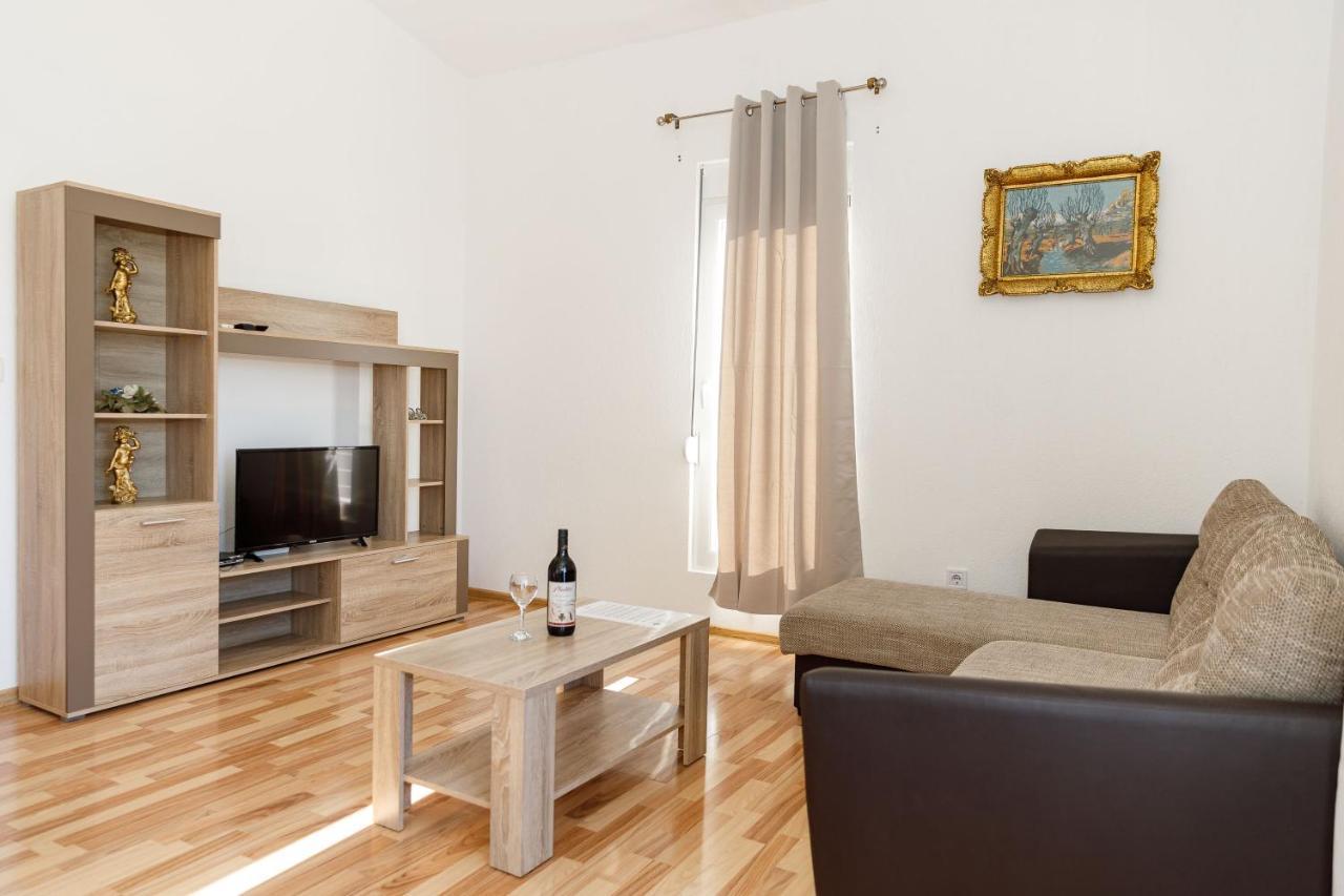 Vila Nikezic Sutomore Buitenkant foto