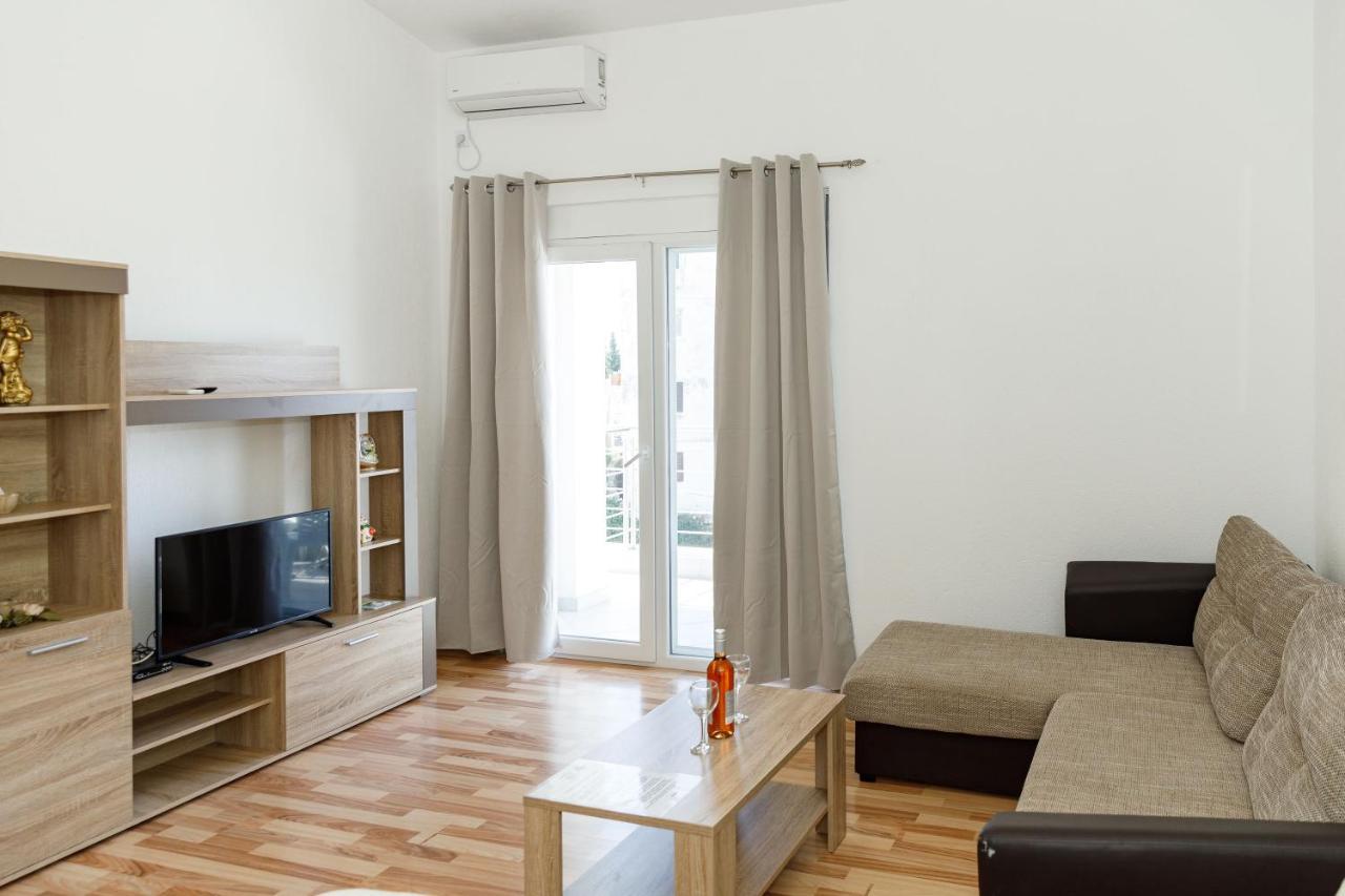 Vila Nikezic Sutomore Buitenkant foto